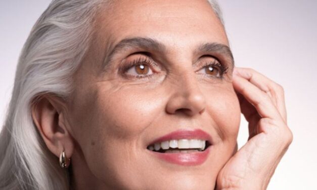 Očné okolie: Malý detail, ktorý rozhoduje o tom, ako mladistvo pôsobíte